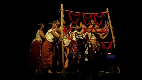 Weaving Lives: Neythe